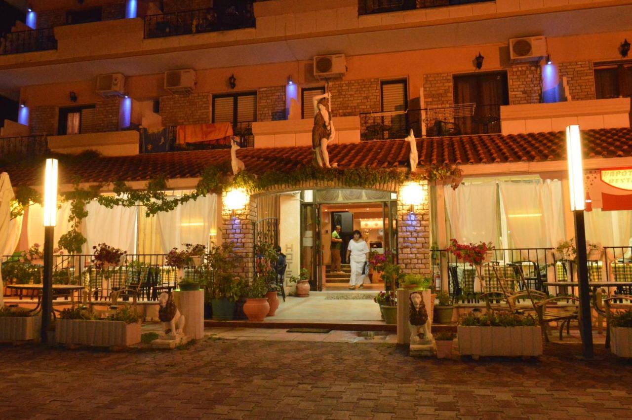 ParalíaArtemis公寓式酒店 外观 照片